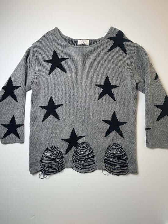 Zenana Sweaters - Zenana Distressed Star Knit Sweater Gray Black Long Sleeve Women’s Medium